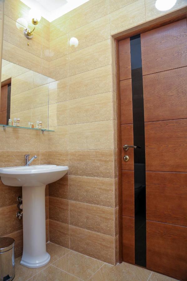 Hotel Bella Gagra Bagian luar foto