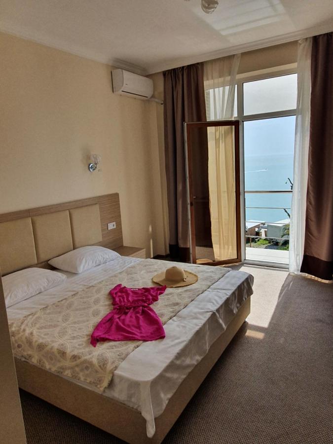 Hotel Bella Gagra Bagian luar foto